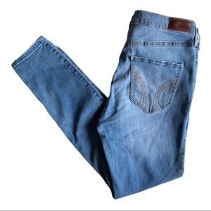 1_ HOLLISTER Ultra High Rise Super Skinny Jeans 11/30